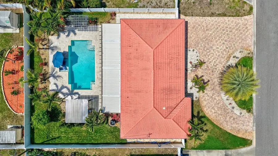 3890 Benson Avenue N, Saint Petersburg, FL 33713 - #3