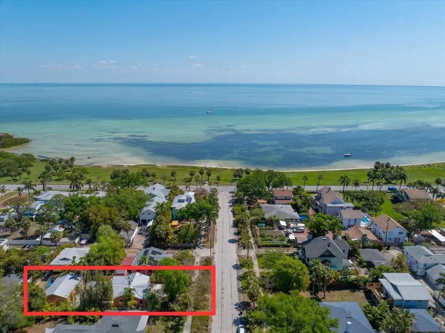 225 17th Avenue Se, Saint Petersburg, FL 33701 - #2