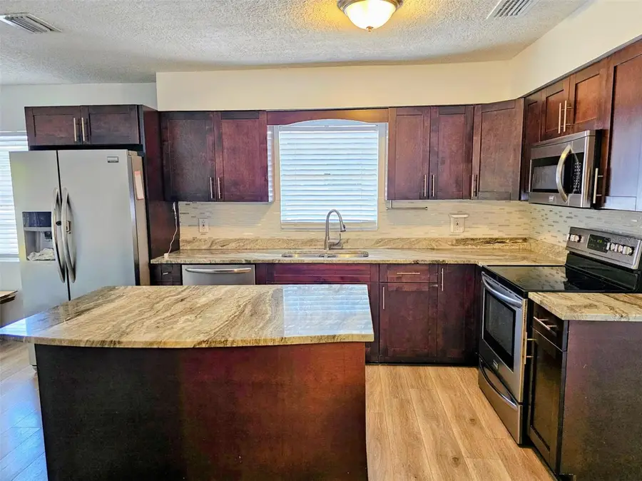 3128 W Varn Avenue, Tampa, FL 33611 - #3