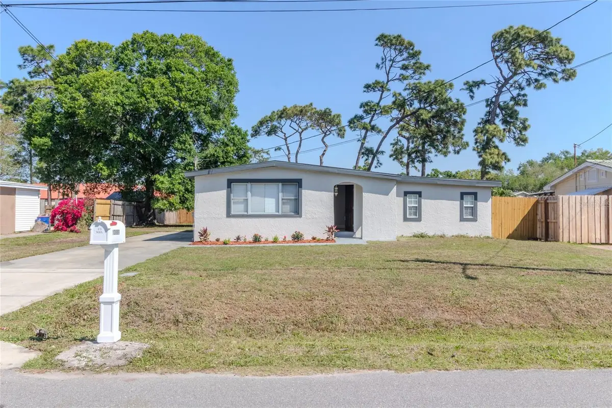 10889 124th Avenue, Largo, FL 33778 - #1