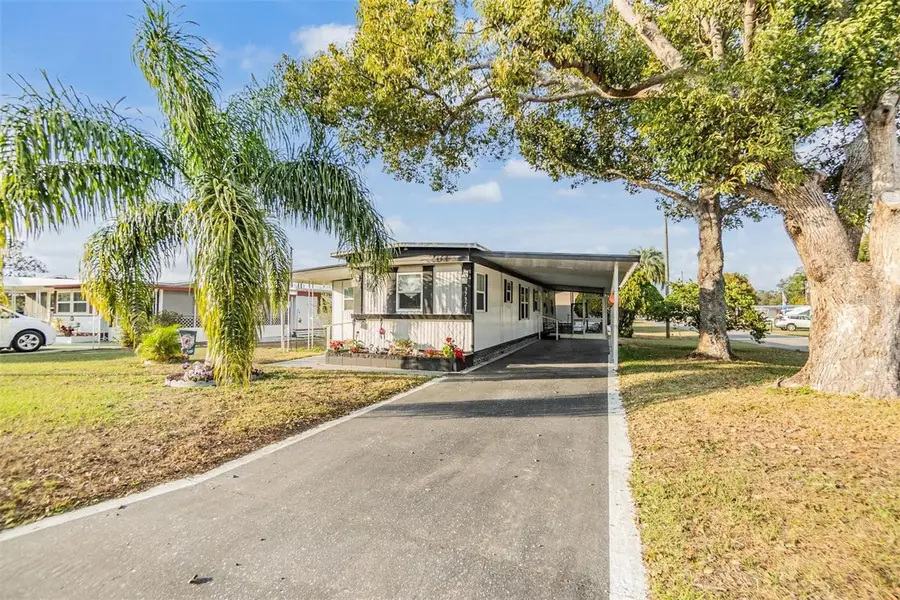 37321 8th Avenue, Zephyrhills, FL 33542 - #2