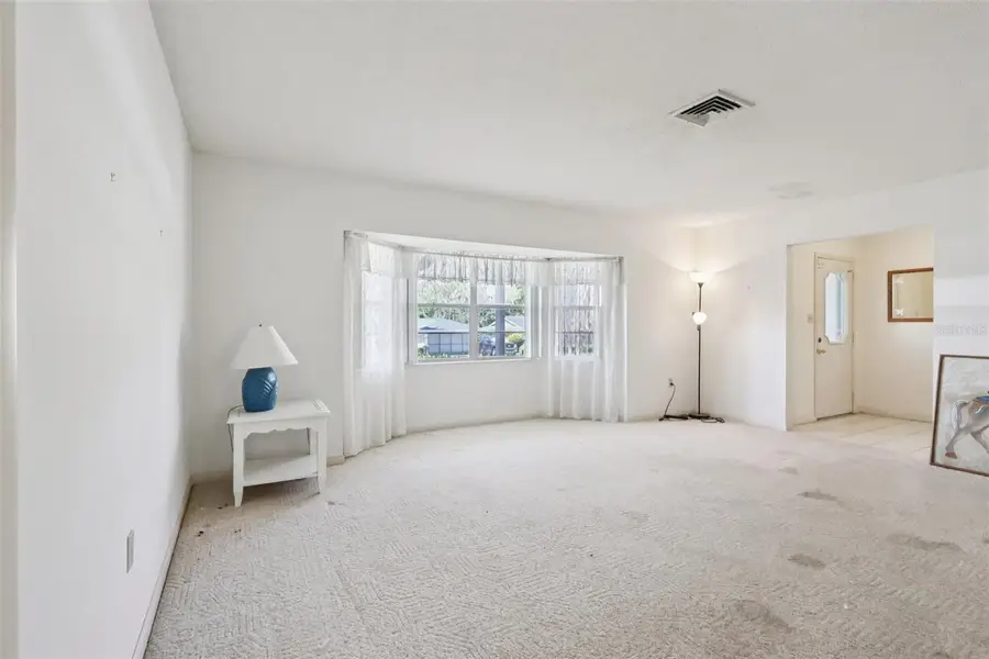 12 Sun Air Boulevard E, Haines City, FL 33844 - #2