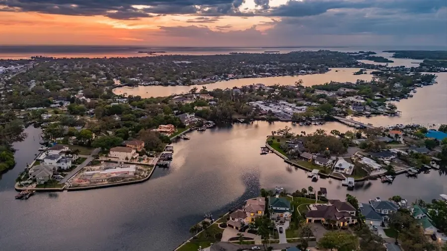 62 Central Court, Tarpon Springs, FL 34689 - #3