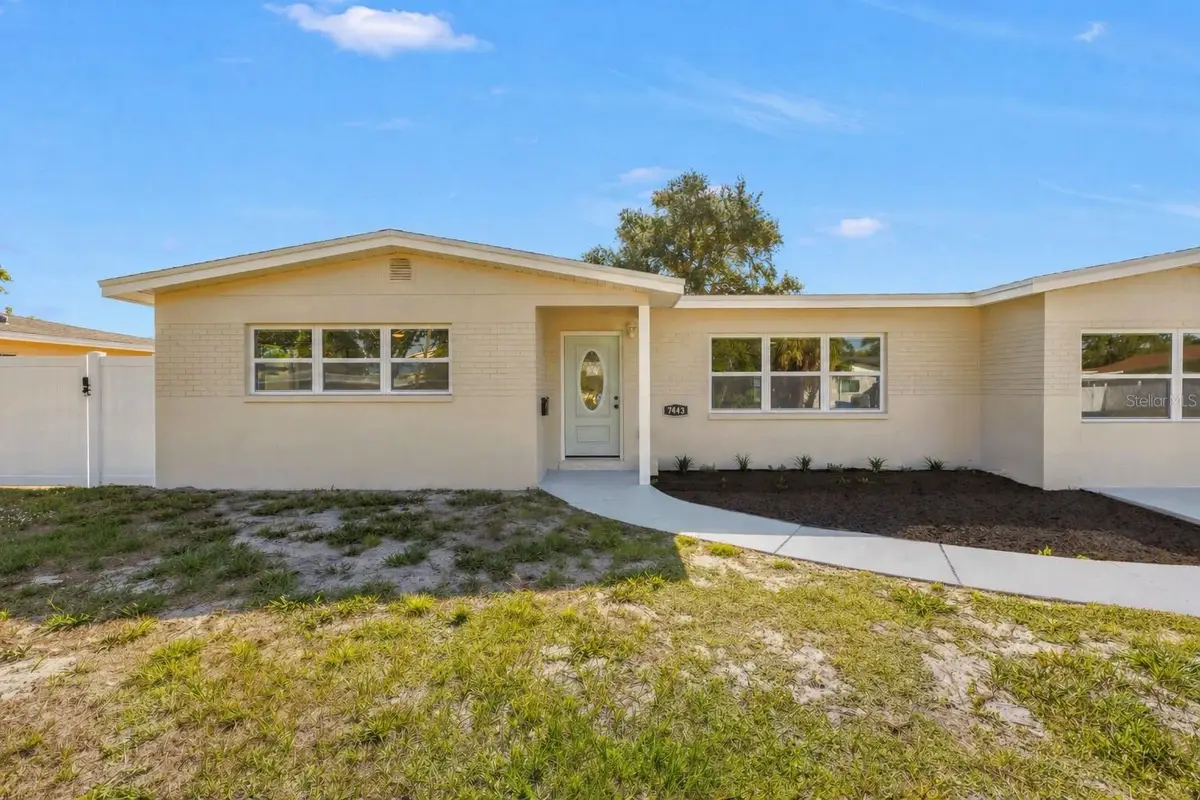 7443 2nd Street N, Saint Petersburg, FL 33702 - #1