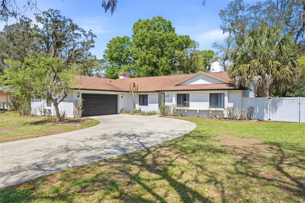 112 Bloomingfield Drive, BRANDON, FL 33511