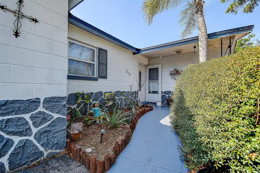 7834 42nd Avenue N, Saint Petersburg, FL 33709 - #3