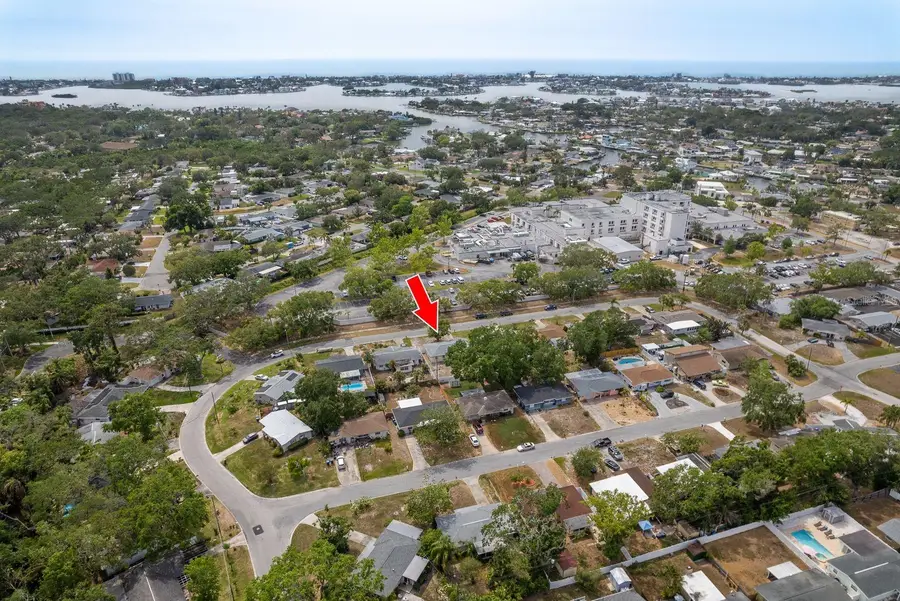 2153 Pocahontas Drive, Largo, FL 33774 - #3