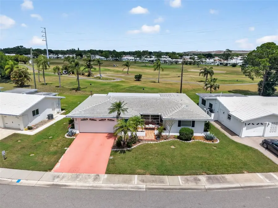 9697 41st Street N, Pinellas Park, FL 33782 - #2