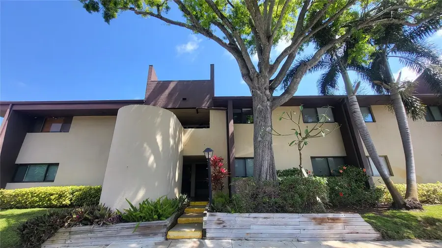 875 S Village Drive N #102, Saint Petersburg, FL 33716 - #2