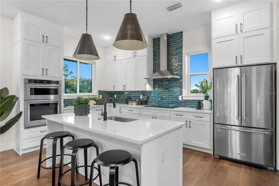 40 64th Street S #1, Saint Petersburg, FL 33707 - #3