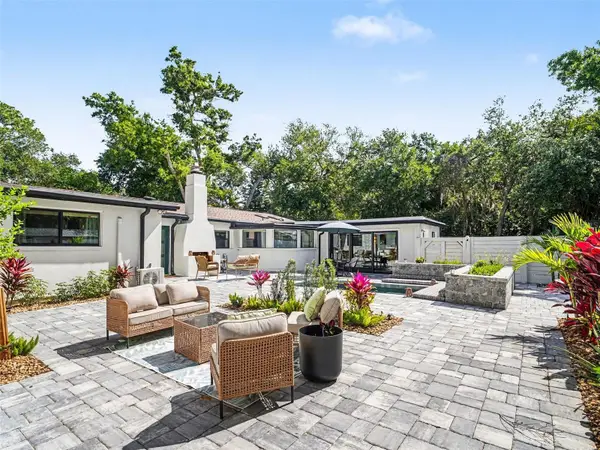 4050 Turks Cap Place, SARASOTA, FL 34234