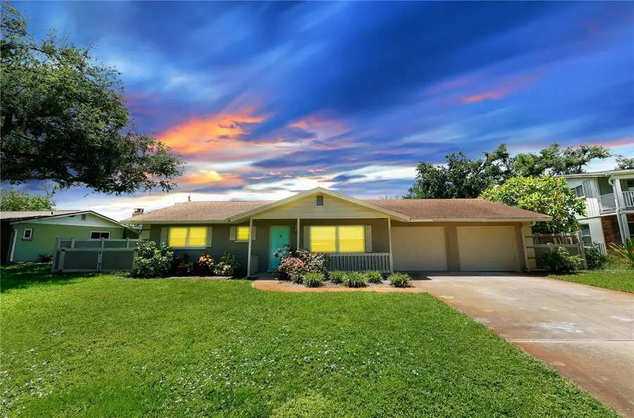 5211 24th Avenue Drive W, Bradenton, FL 34209 - #2