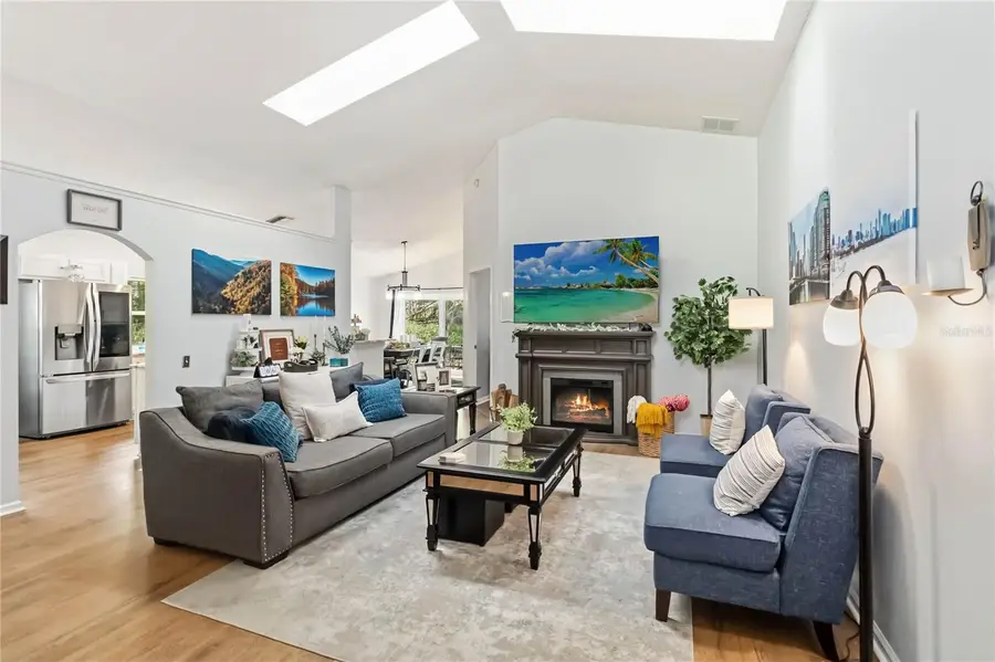 148 N Weathersfield Avenue, Altamonte Springs, FL 32714 - #3