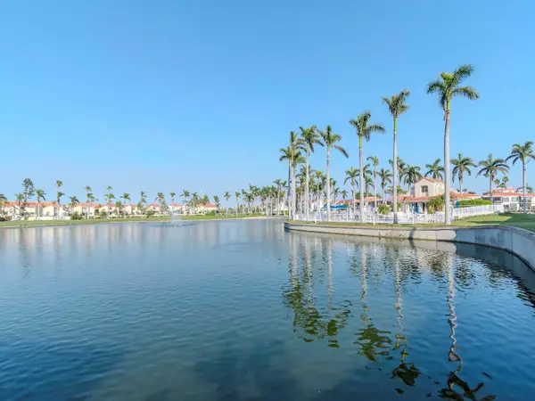 6100 Bahia Del Mar Circle #102, ST PETERSBURG, FL 33715