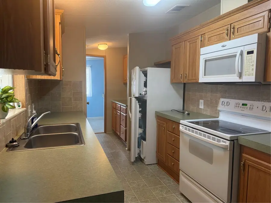 8044 Western Circle Drive, Brooksville, FL 34613 - #3