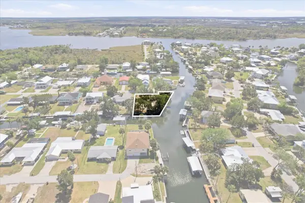 1941 NW 16th Street, CRYSTAL RIVER, FL 34428