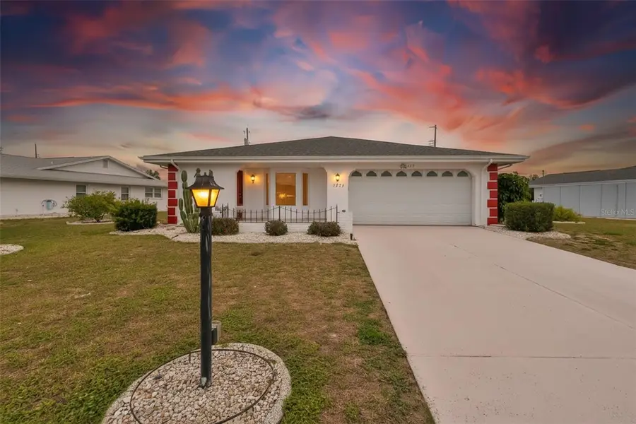603 La Jolla Avenue, Sun City Center, FL 33573 - #2