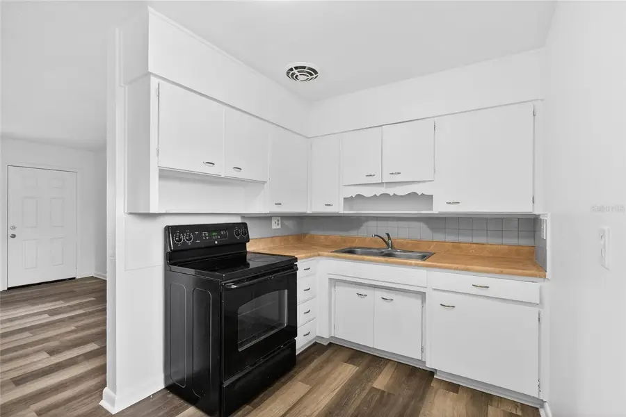 1232 Woodland Avenue, Lakeland, FL 33801 - #2