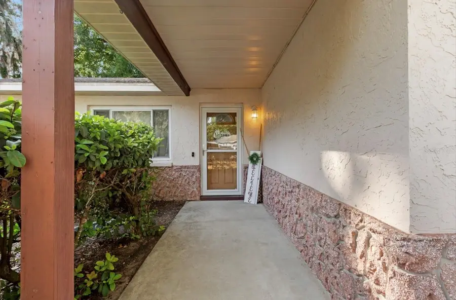 302 Hutch Court, Brandon, FL 33510 - #2