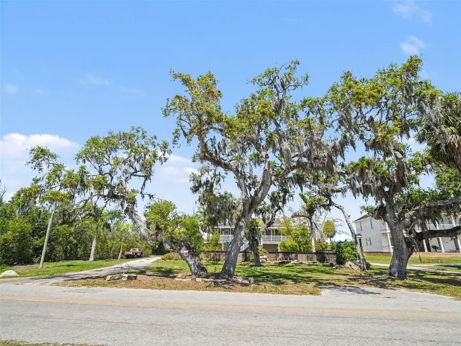 1740 Bayshore Drive, Terra Ceia, FL 34250 - #2