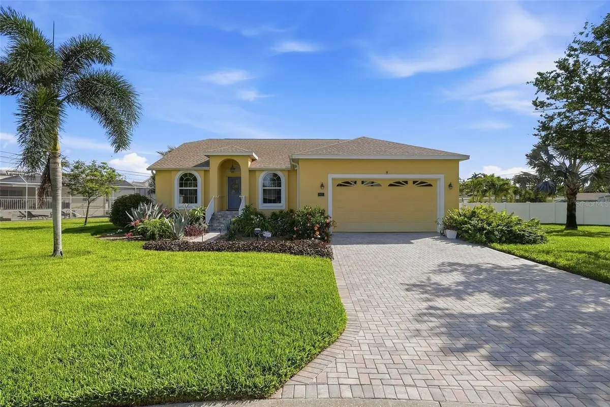 4301 52nd Avenue S, Saint Petersburg, FL 33711 - #1