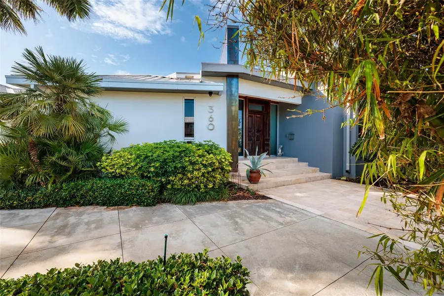 360 26th Avenue Se, Saint Petersburg, FL 33705 - #2