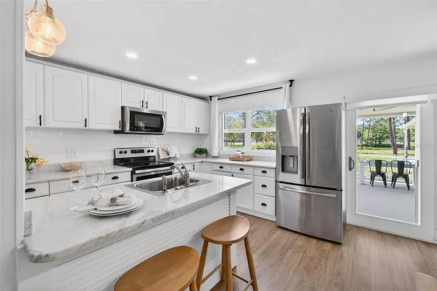 760 71st Avenue N, Saint Petersburg, FL 33702 - #3