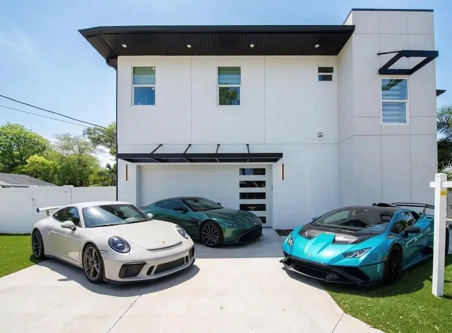 902 W Sligh Avenue, Tampa, FL 33604 - #3