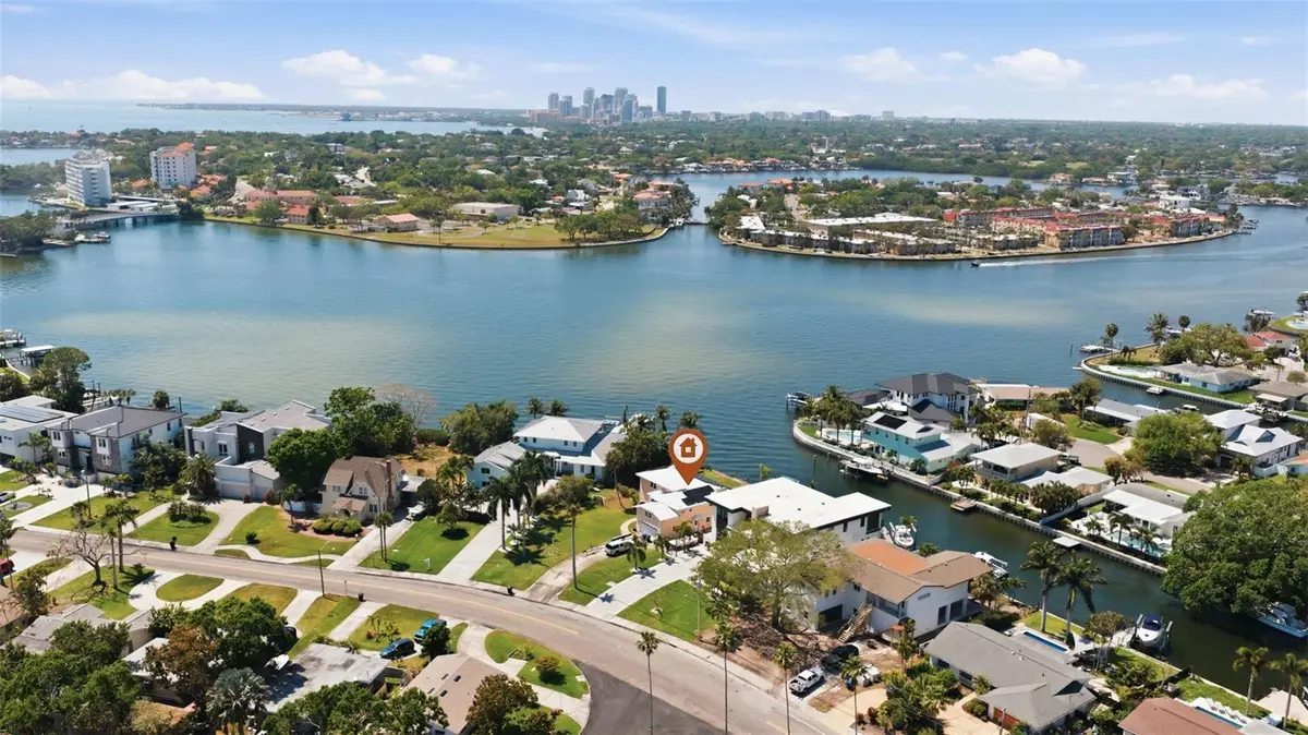 3876 Shore Acres Boulevard Ne, Saint Petersburg, FL 33703 - #1