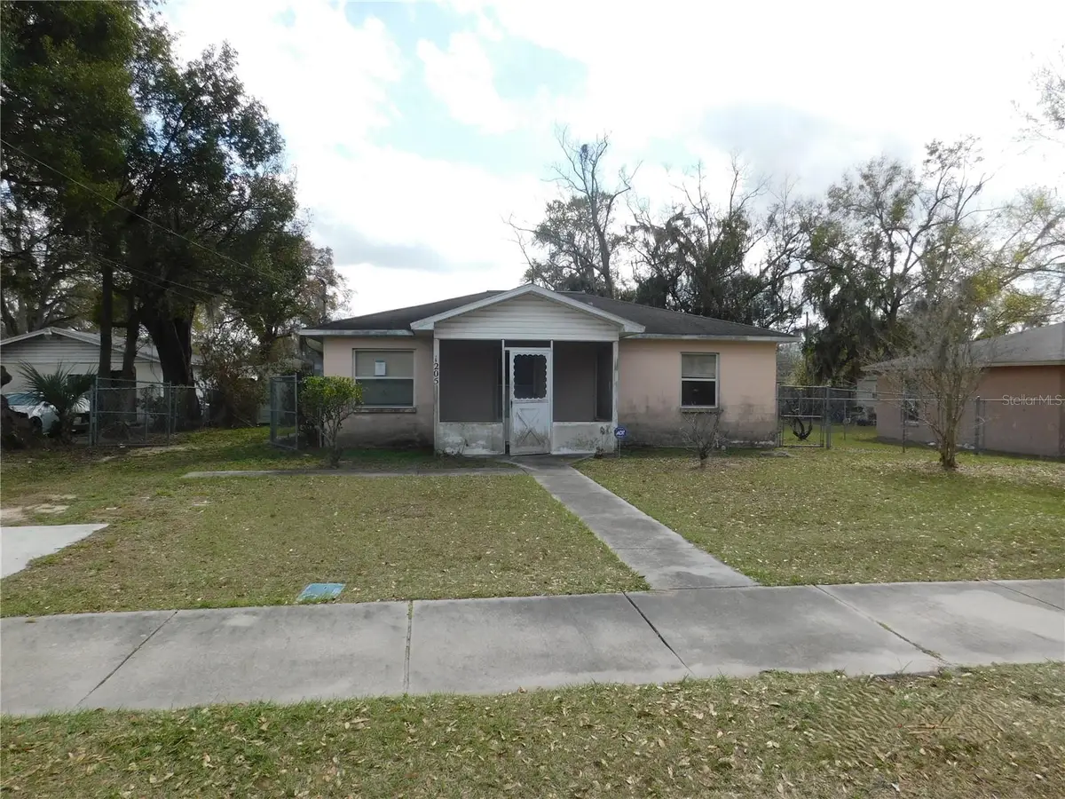 1205 E Laura Street, Plant City, FL 33563 - #1