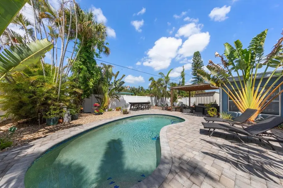 5042 Lake Charles Drive N, Kenneth City, FL 33709 - #3