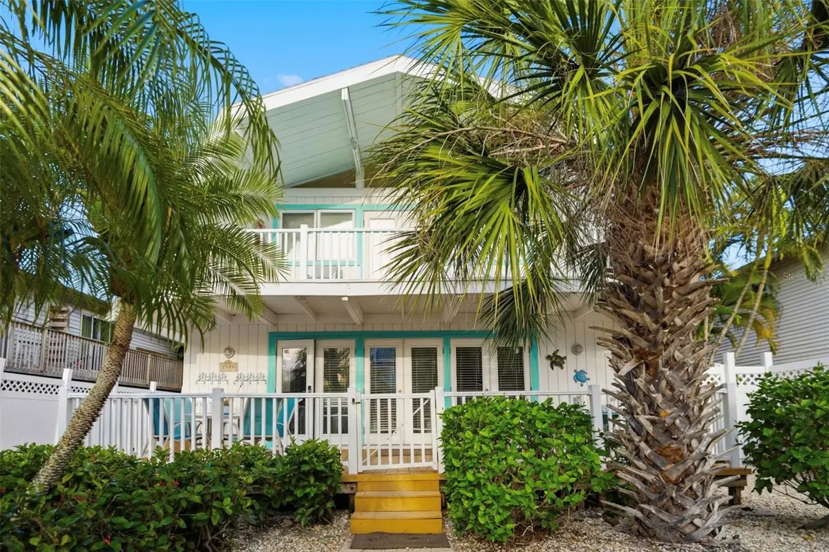 2508 Avenue B, Bradenton Beach, FL 34217 - #1