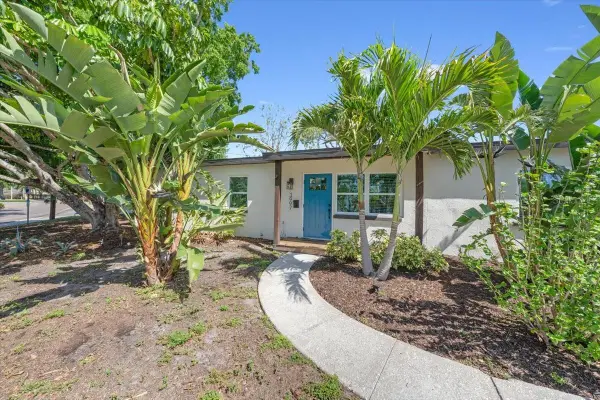 3997 Marlin Drive Se, ST PETERSBURG, FL 33705