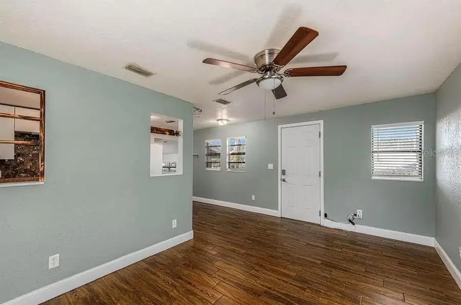 6002 72nd Avenue N, Pinellas Park, FL 33781 - #3