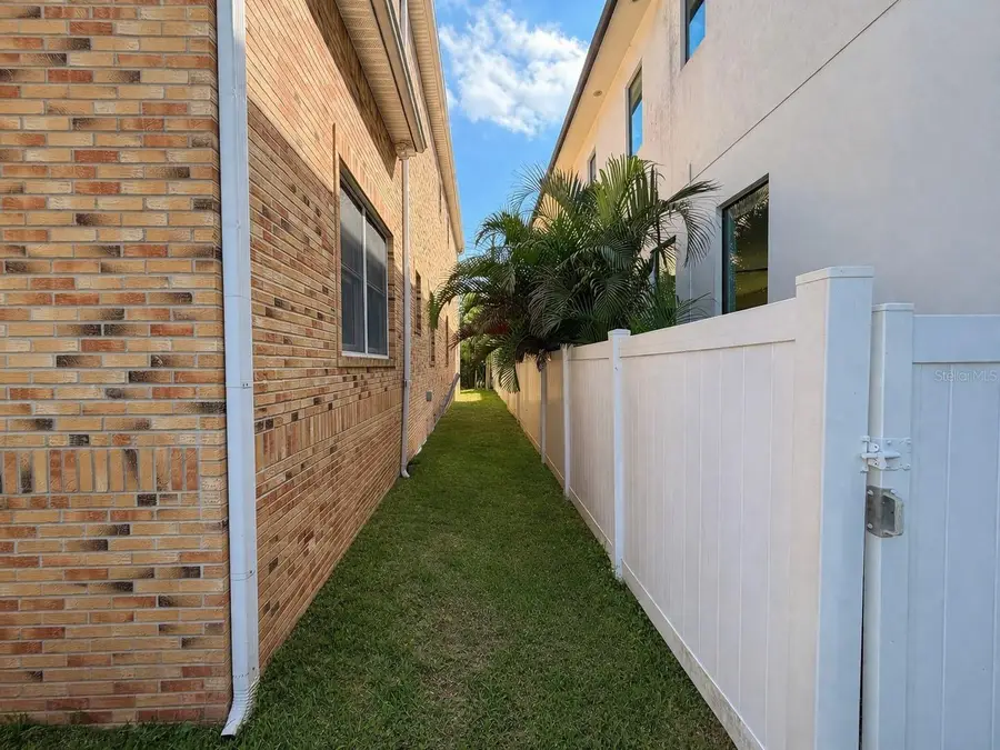 441 Lucerne Avenue, Tampa, FL 33606 - #3