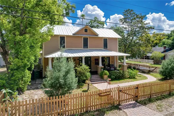 1001 E Crawford Street, TAMPA, FL 33604