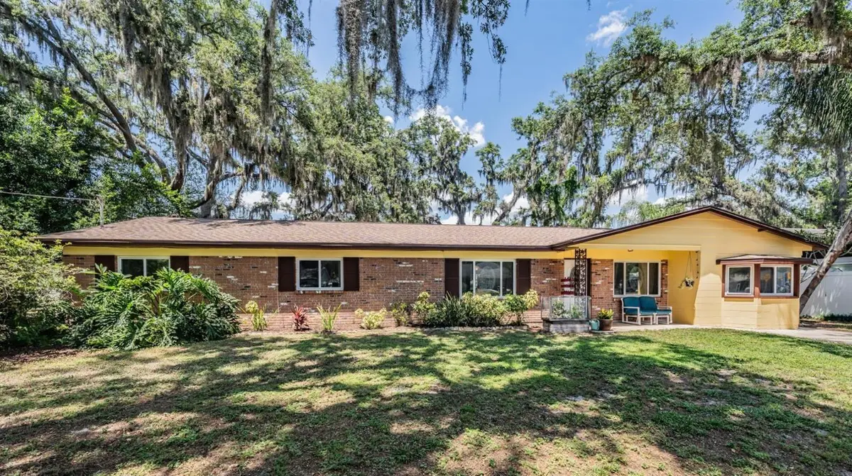 2522 E 149th Avenue, Lutz, FL 33559 - #1