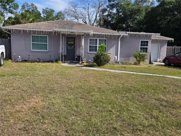 10895 71st Avenue, SEMINOLE, FL 33772
