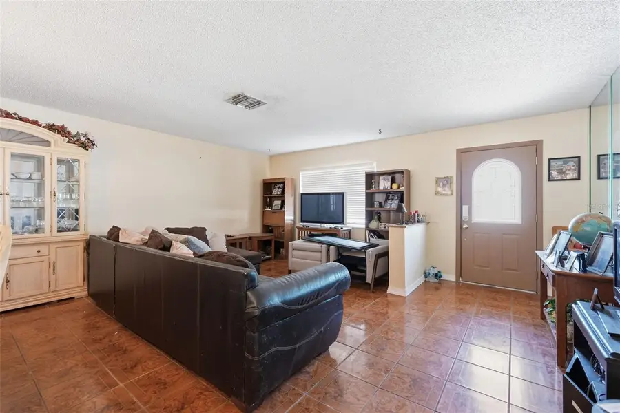 636 Tessier Court, Tarpon Springs, FL 34689 - #3