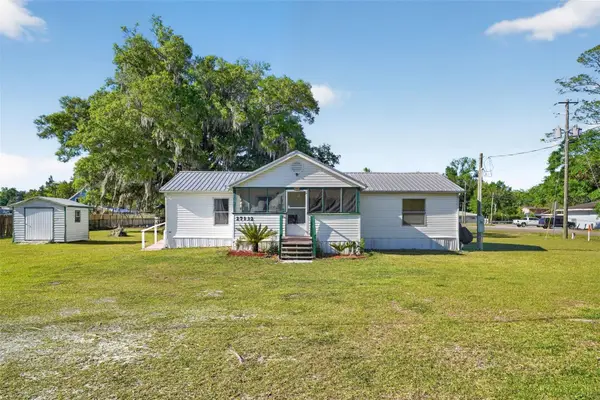 27132 New Front Street, HILLIARD, FL 32046