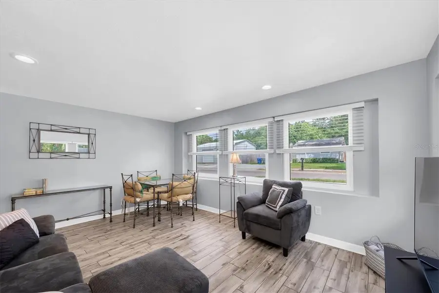 819 10th Street Sw, Largo, FL 33770 - #3