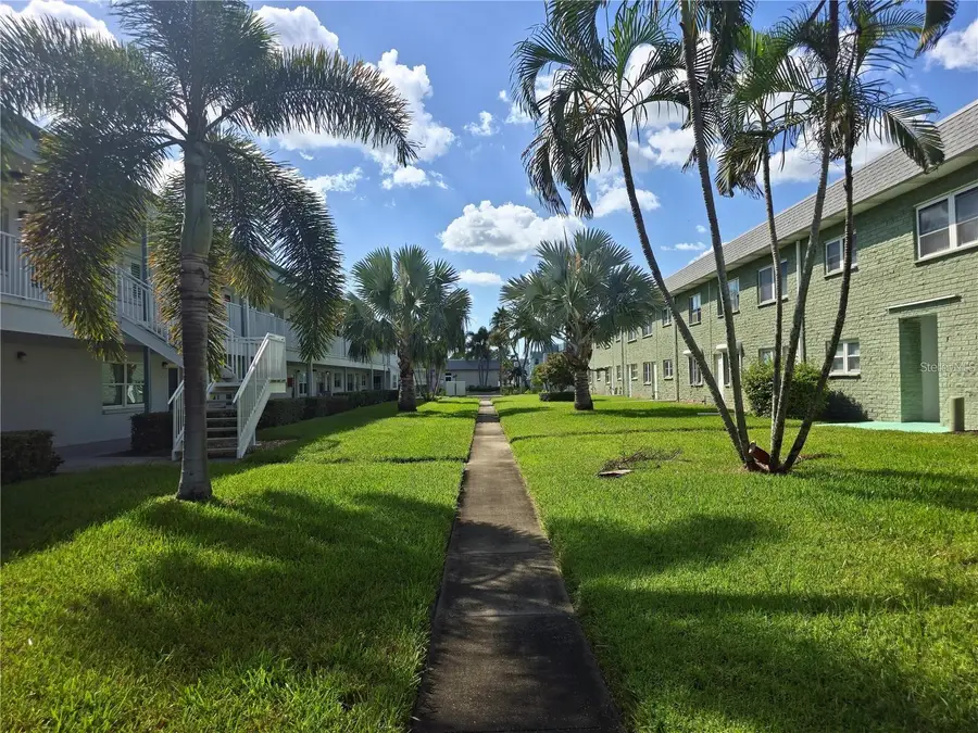 5267 81st Street N #5, Saint Petersburg, FL 33709 - #2