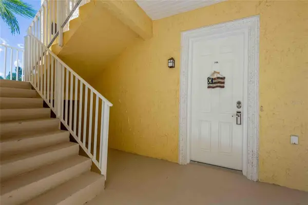 21011 Picasso Court #106, LAND O LAKES, FL 34637