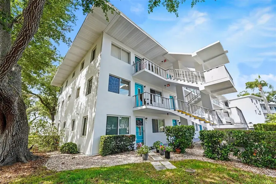 8402 111th Street N #101, Seminole, FL 33772 - #3