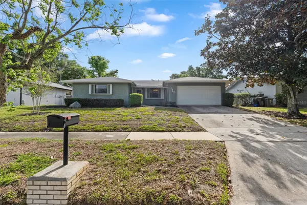140 Valley Circle, BRANDON, FL 33510