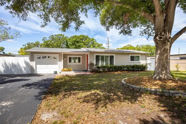 7500 Orpine Drive N, ST PETERSBURG, FL 33702