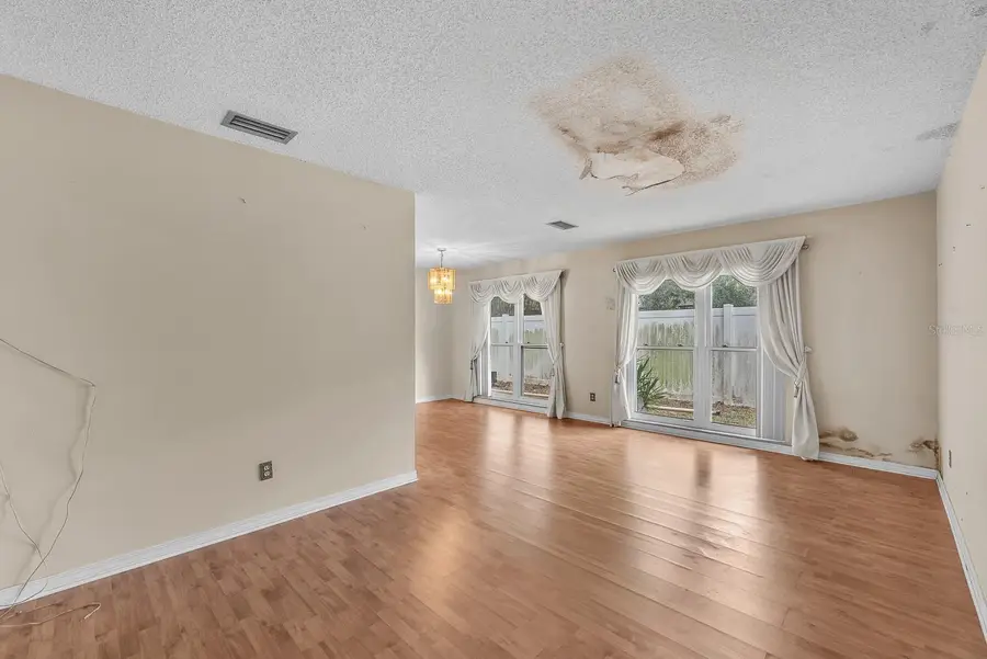 6606 Twelve Oaks Boulevard, Tampa, FL 33634 - #2