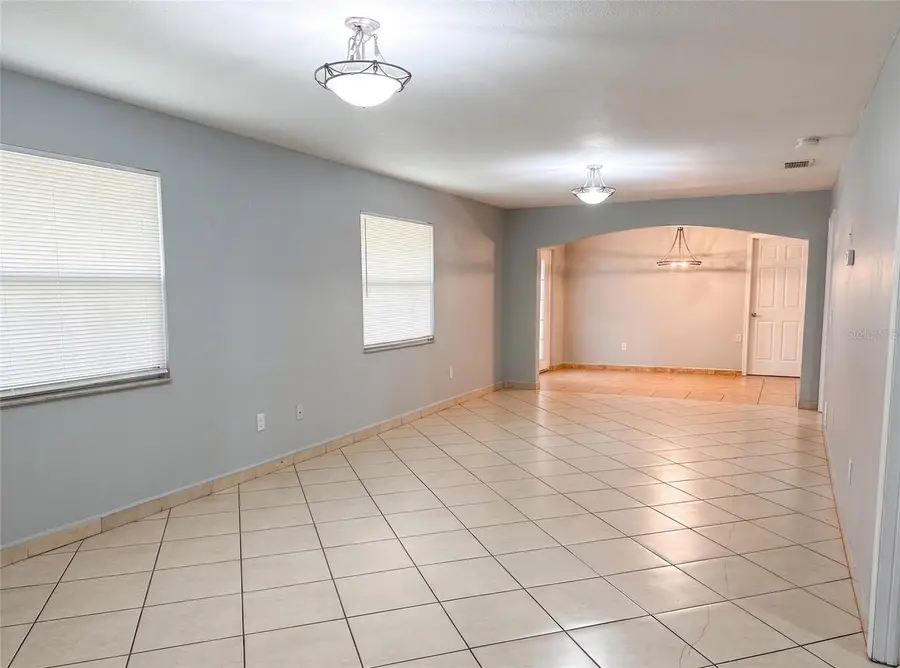 1708 E Genesee Street, Tampa, FL 33610 - #2