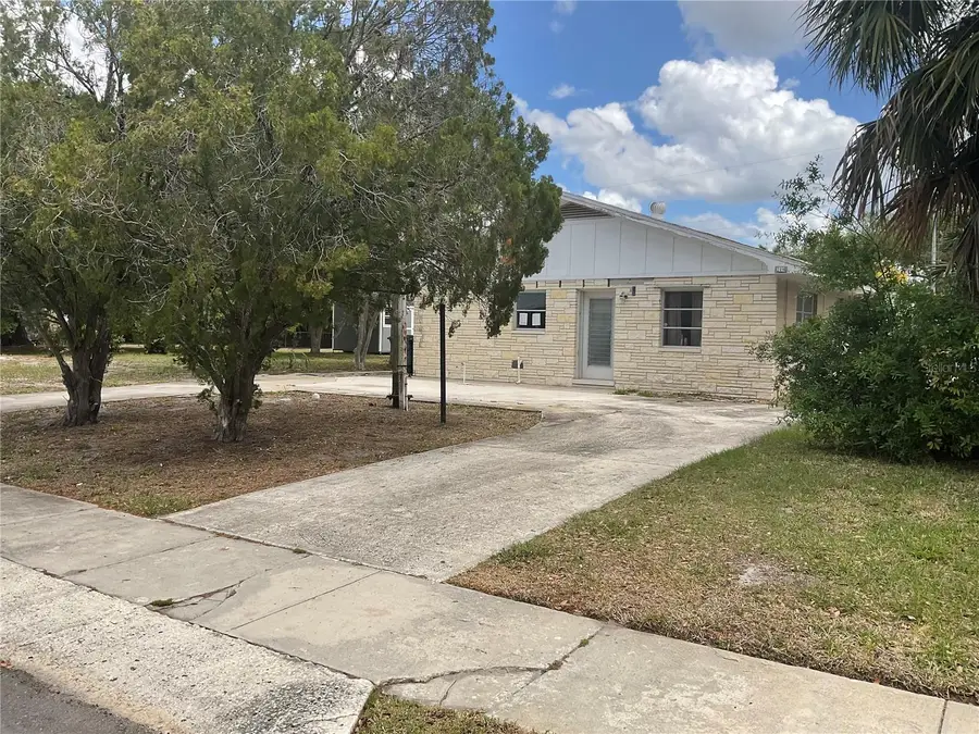 219 27th Street W, Bradenton, FL 34205 - #2