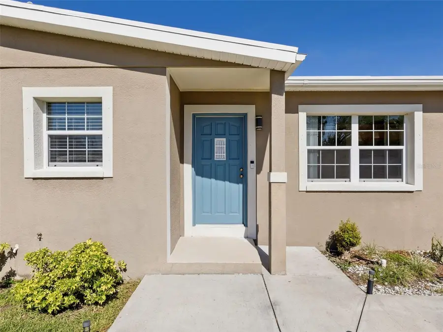 5209 Lloyd Street, Seffner, FL 33584 - #3